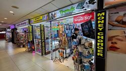 Lucky Plaza (D9), Shop House #572571291